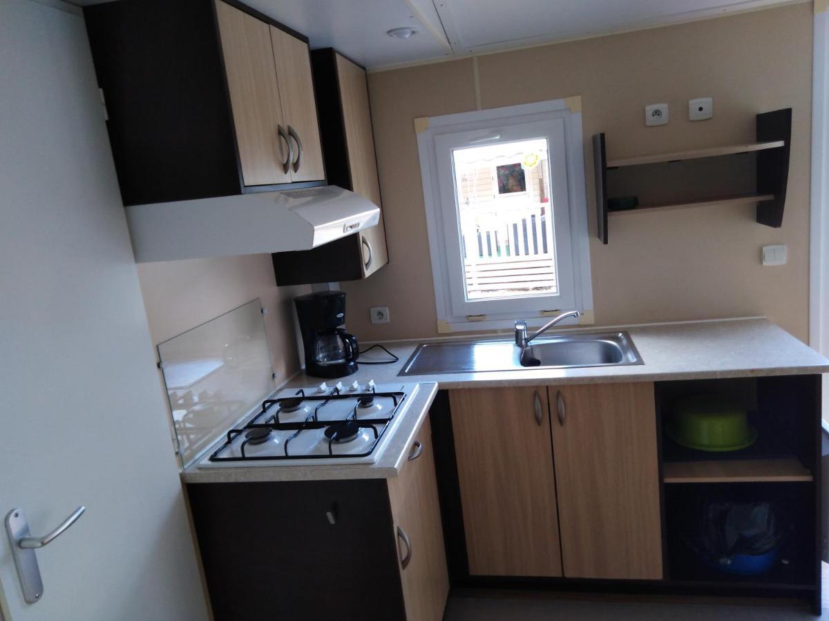 Mobil Home - Tv - Camping '4 Etoiles' - Vic-La-Gardiole - 003 외부 사진
